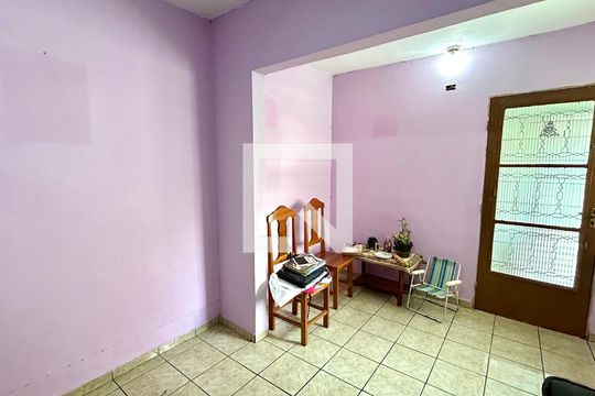 Sala de casa para alugar com 2 quartos, 125m² em Parque Santo Antonio, Guarulhos