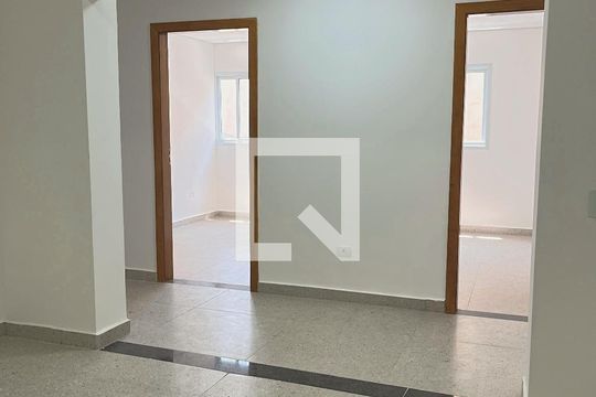 Apartamento para alugar com 2 quartos, 11m² em Campininha, São Paulo