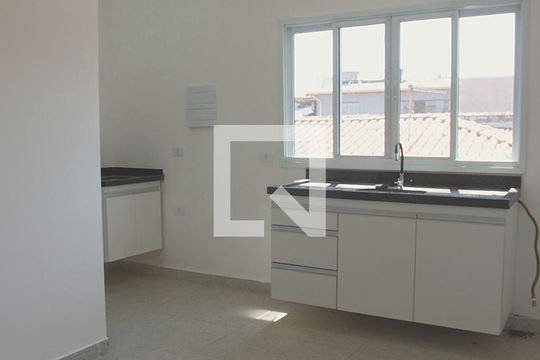 Casa para alugar com 1 quarto, 28m² em Campininha, São Paulo