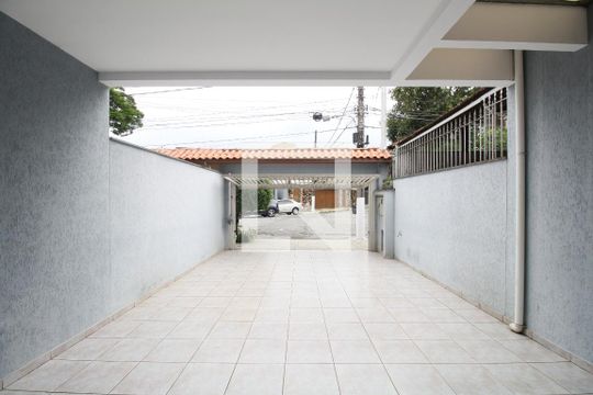 Casa para alugar com 4 quartos, 163m² em Jardim Londrina, São Paulo