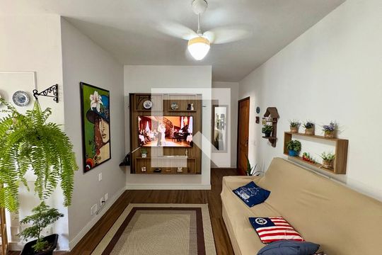 Sala de apartamento à venda com 2 quartos, 57m² em Tanque, Rio de Janeiro