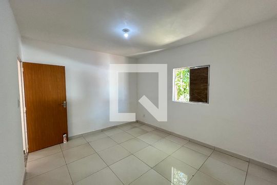 Casa para alugar com 2 quartos, 62m² em Novo Progresso, Contagem