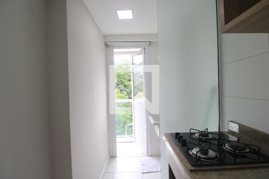 Área de serviço de kitnet/studio para alugar com 1 quarto, 40m² em Camorim, Rio de Janeiro