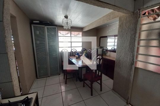 Cozinha de casa à venda com 3 quartos, 150m² em Qr 410, Brasília