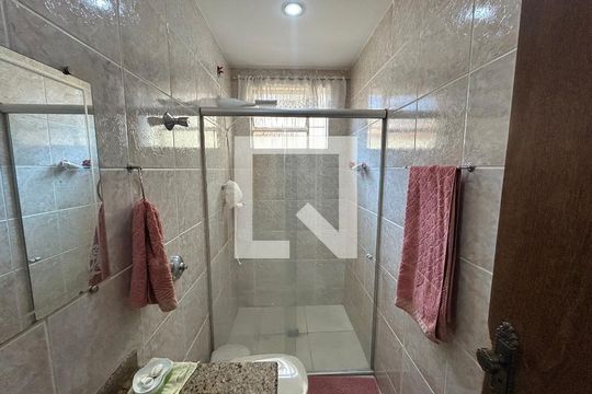 Casa à venda com 2 quartos, 250m² em Parque Recreio, Contagem