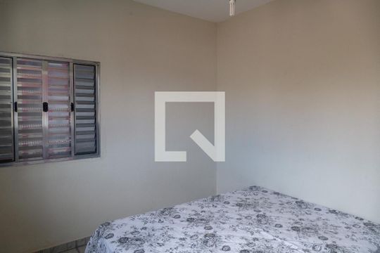 Quarto 1 de casa para alugar com 2 quartos, 75m² em Jardim Rosana, Guarulhos