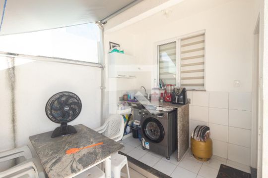 Cozinha e Área de Serviço de casa à venda com 2 quartos, 74m² em Campo Grande, Rio de Janeiro