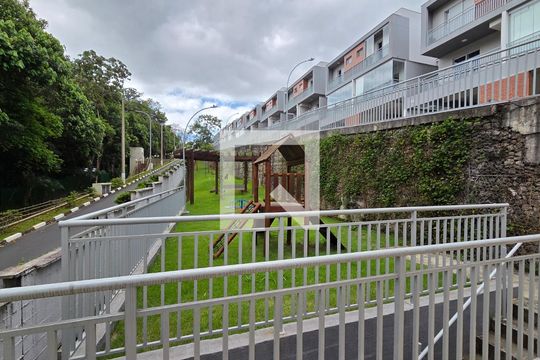 Casa de Condomínio para alugar com 2 quartos, 118m² em Parque Santa Rosa, Suzano