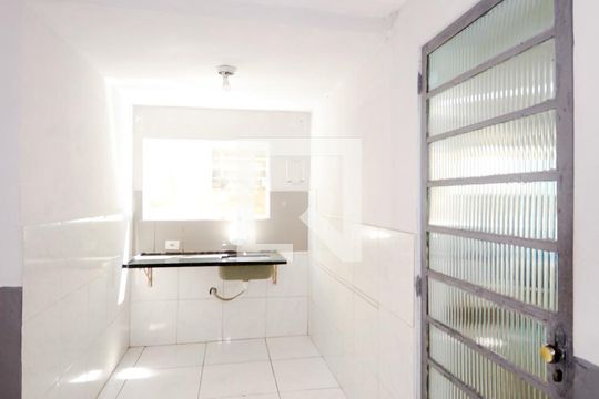Sala/Cozinha de casa para alugar com 2 quartos, 160m² em Jardim do Triunfo, Guarulhos