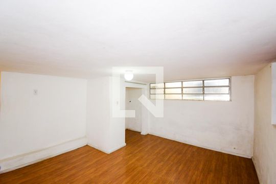 Quarto 2 de casa para alugar com 2 quartos, 160m² em Jardim do Triunfo, Guarulhos