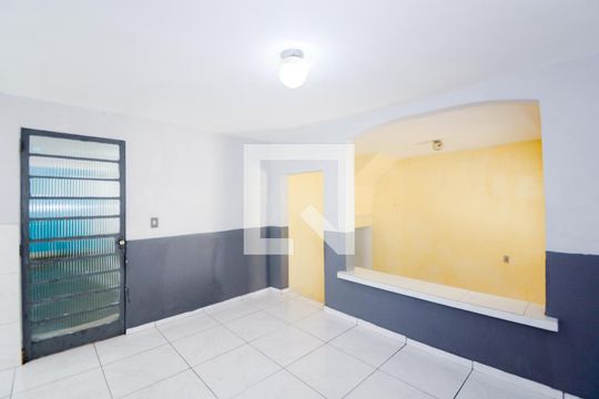 Sala/Cozinha de casa para alugar com 2 quartos, 160m² em Jardim do Triunfo, Guarulhos