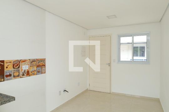 Sala de apartamento à venda com 2 quartos, 43m² em Vila Carmosina, São Paulo