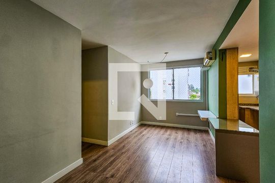 Apartamento para alugar com 3 quartos, 61m² em Cristal, Porto Alegre