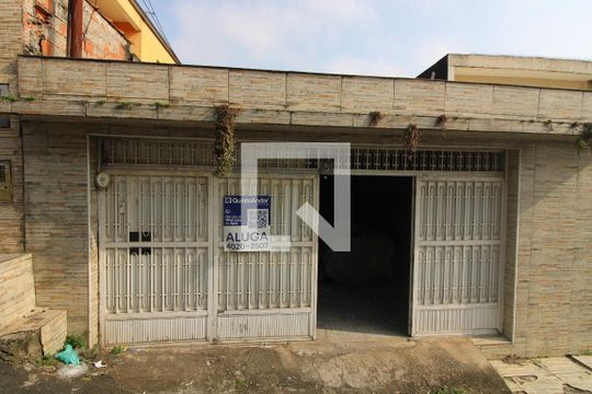 Fachada de casa para alugar com 1 quarto, 130m² em Penha de França, São Paulo