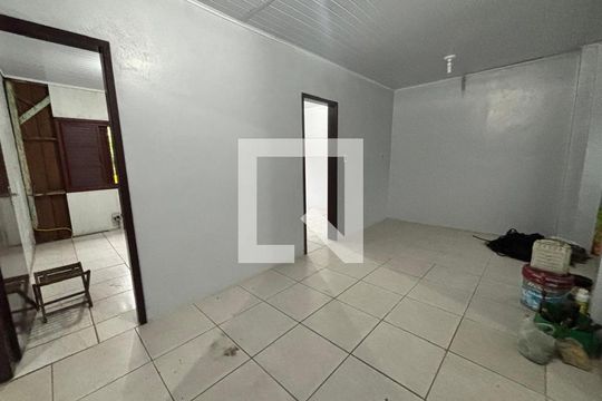 Casa à venda com 2 quartos, 70m² em Petrópolis, Novo Hamburgo