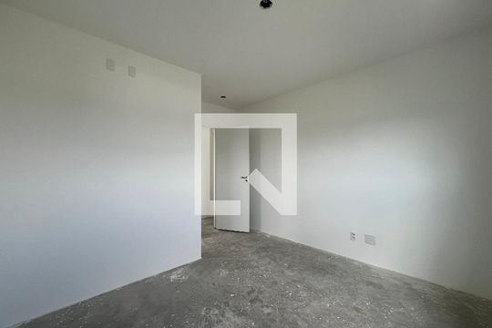 Apartamento à venda com 2 quartos, 100m² em Parque Sao Domingos, São Paulo