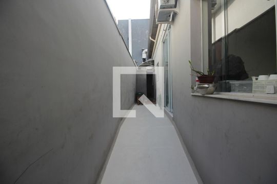 Quintal de casa para alugar com 2 quartos, 150m² em Aparecida, Santos
