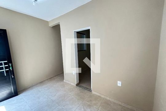 Sala de casa para alugar com 1 quarto, 38m² em Madureira, Rio de Janeiro