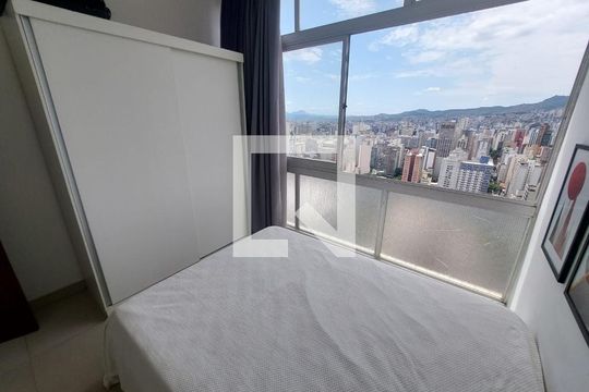 quarto de kitnet/studio para alugar com 1 quarto, 36m² em Santo Agostinho, Belo Horizonte