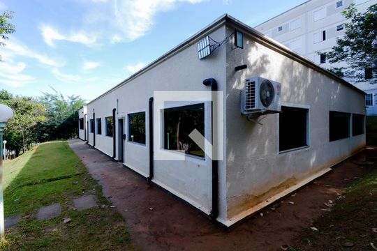 Área comum de apartamento para alugar com 2 quartos, 42m² em Água Chata, Guarulhos