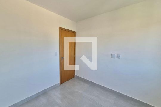Quarto 2 de apartamento à venda com 3 quartos, 160m² em Betânia, Belo Horizonte