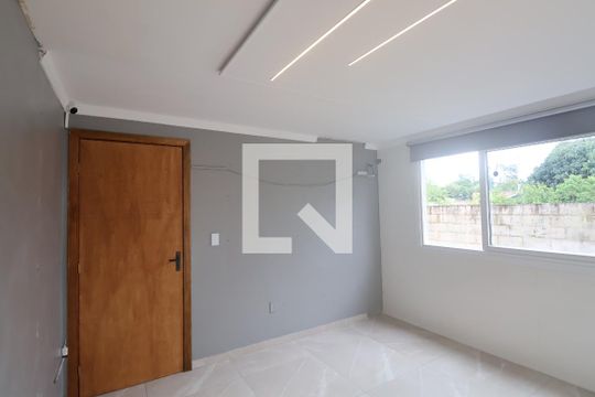 Quarto 1 de apartamento à venda com 2 quartos, 48m² em Olaria, Canoas