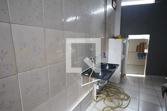 Área de Serviço de casa para alugar com 1 quarto, 48m² em Veloso, Osasco