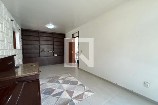 Casa para alugar com 4 quartos, 300m² em Trindade, Florianópolis