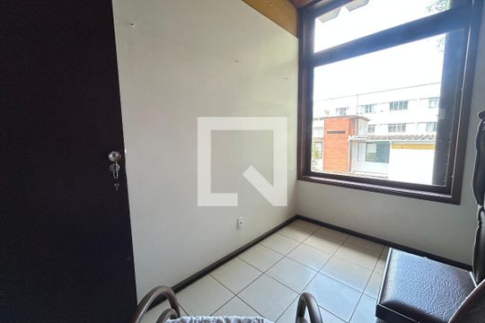 Casa para alugar com 4 quartos, 300m² em Trindade, Florianópolis