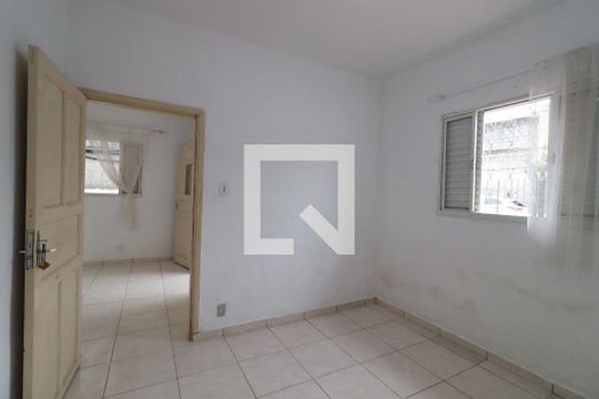 Quarto 1 de casa para alugar com 2 quartos, 85m² em Veleiros, São Paulo