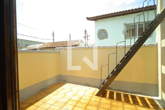 Vista Quarto 2  de casa para alugar com 2 quartos, 144m² em Bairro dos Casa, São Bernardo do Campo