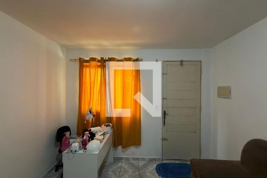 Sala de apartamento à venda com 2 quartos, 54m² em Bairro dos Casa, São Bernardo do Campo