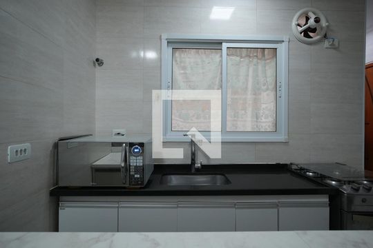 Cozinha de apartamento à venda com 2 quartos, 42m² em Jardim, Santo André