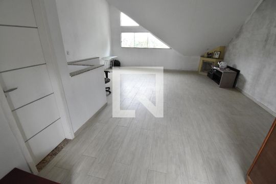 Ático de casa à venda com 3 quartos, 162m² em Jardim das Américas, Curitiba
