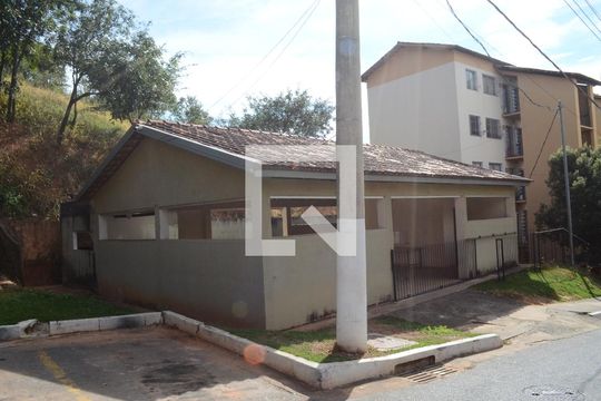 Área comum de apartamento para alugar com 2 quartos, 45m² em Jardim Vitoria, Belo Horizonte