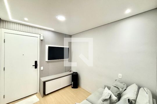 Apartamento para alugar com 1 quarto, 26m² em Jardim Helena, São Paulo