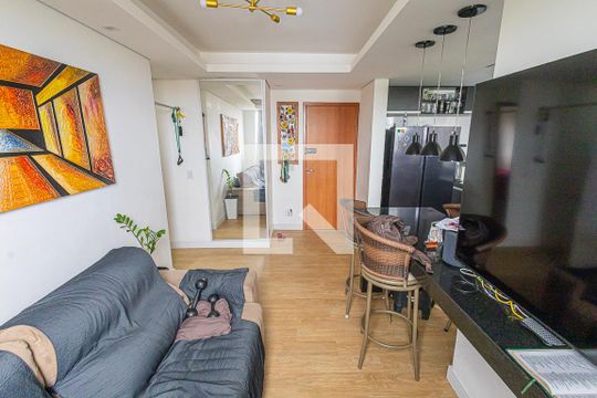 Sala de apartamento à venda com 2 quartos, 60m² em Rio Branco, Belo Horizonte