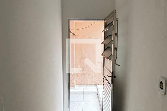 Cozinha de casa para alugar com 2 quartos, 75m² em Parque das Nações, Santo André