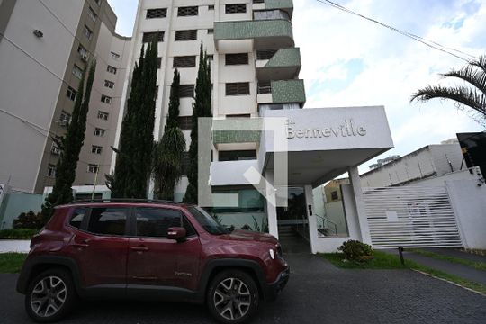Apartamento para alugar com 4 quartos, 140m² em Setor Bela Vista, Goiânia