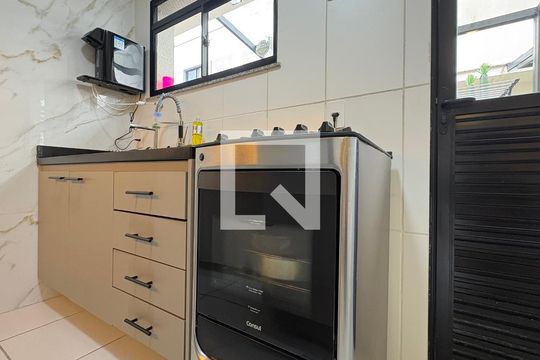 Casa à venda com 2 quartos, 63m² em Vargem Grande, Rio de Janeiro