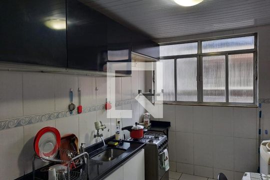 Cozinha de apartamento à venda com 2 quartos, 53m² em Vila Valqueire, Rio de Janeiro