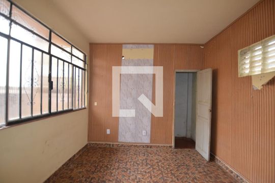 Quarto de casa para alugar com 1 quarto, 45m² em Osvaldo Cruz, Rio de Janeiro