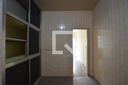 Cozinha de casa para alugar com 1 quarto, 45m² em Osvaldo Cruz, Rio de Janeiro