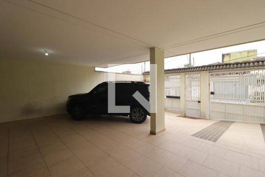 Garagem de apartamento à venda com 2 quartos, 49m² em Vila Claudio, Santo André