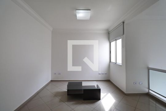 Sala de casa para alugar com 4 quartos, 250m² em Santa Maria, Santo André