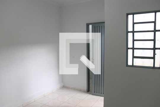 Kitnet/Studio para alugar com 1 quarto, 40m² em Vila Redencao, Goiânia