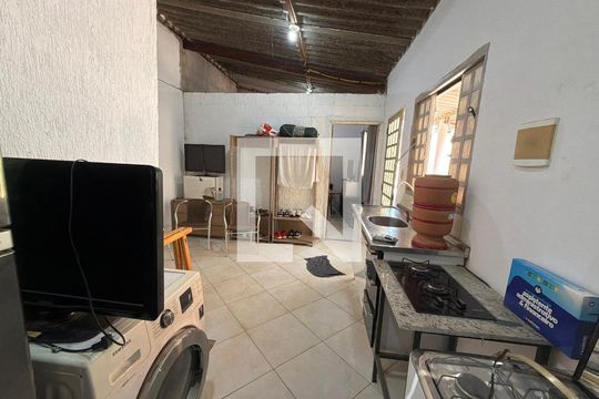 Casa à venda com 3 quartos, 400m² em Setor Habitacional Arniqueira, Brasília