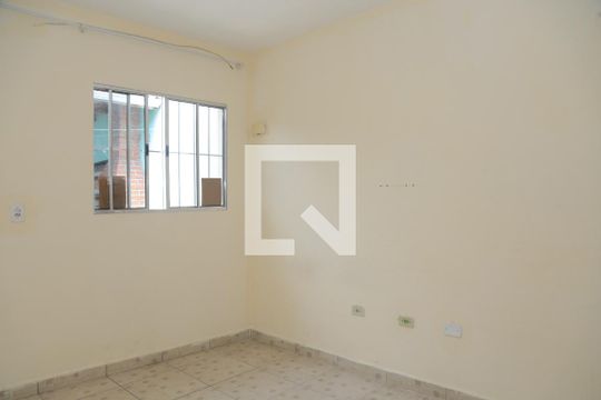Quarto de casa para alugar com 1 quarto, 80m² em Conjunto Residencial José Bonifácio, São Paulo
