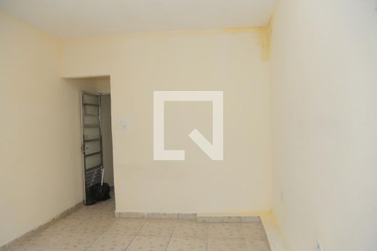 Quarto de casa para alugar com 1 quarto, 80m² em Conjunto Residencial José Bonifácio, São Paulo