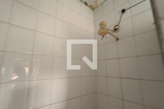 Banheiro do Terraço de casa para alugar com 2 quartos, 140m² em Vila Centenario, Duque de Caxias